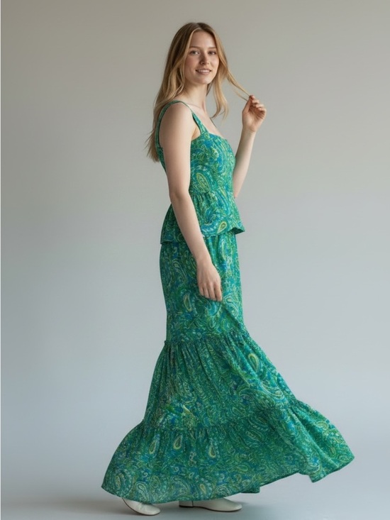 Ralph Lauren Dresses & Skirts - Lauren Ralph Lauren Green & Blue Paisley Tiered Long Dress size 10 floral